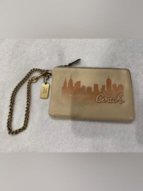 Coach X Jennifer Lopez Wristlet NYC Skyline